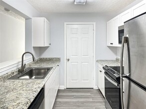 5304 Waldrop Pl in Decatur, GA - Building Photo - Building Photo