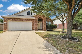 207 Hoot Owl Ln N in Leander, TX - Foto de edificio - Building Photo