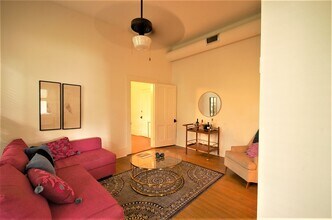 1214 Hopkins St in San Marcos, TX - Building Photo - Building Photo