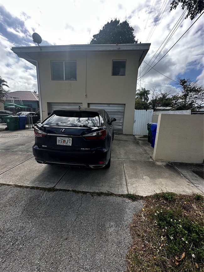 property at 2420 SW 34th Ave