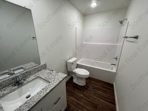 2135 Bobwhite Ct in Clovis, NM - Building Photo - Building Photo