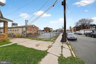 18 Myrtle Ave in Lawrence Township, NJ - Building Photo - Building Photo