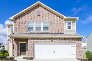 3954 Kendrick Cir in Loganville, GA - Building Photo