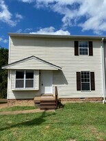 738 Flint Ridge Dr in Whites Creek, TN - Building Photo
