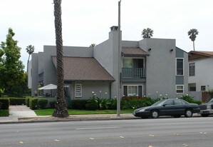 2661-2667 Harbor Blvd in Ventura, CA - Building Photo
