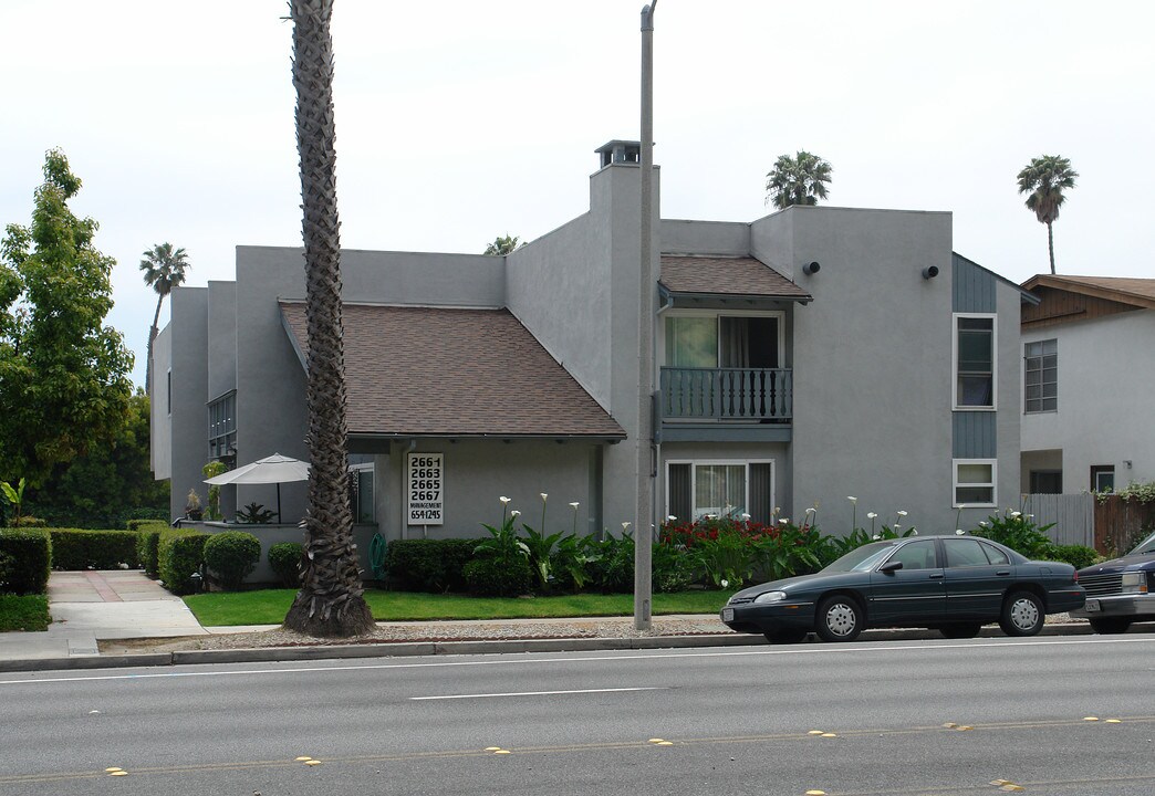 2661-2667 Harbor Blvd in Ventura, CA - Foto de edificio