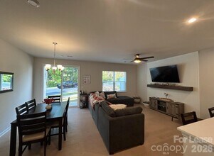 6021 Caprera Wy in Charlotte, NC - Building Photo - Building Photo