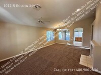 1012 N Golden Key St in Gilbert, AZ - Building Photo - Building Photo