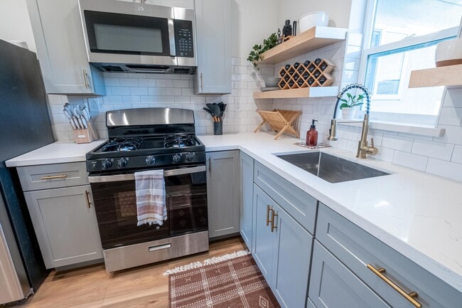 724 Dodson Way, Unit Main House