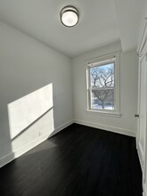 704 W Garfield Blvd, Unit 704 in Chicago, IL - Building Photo - Building Photo