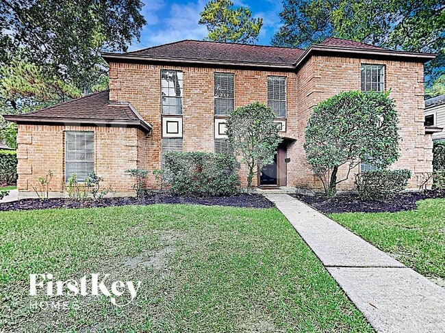 2511 Riverlawn Dr