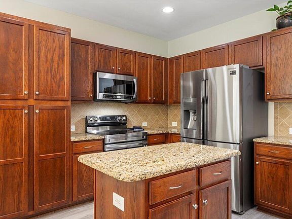 1008 Garden Square Ln in Morrisville, NC - Building Photo - Building Photo