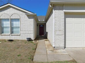 3108 Pinehurst Ct in Denton, TX - Building Photo - Building Photo
