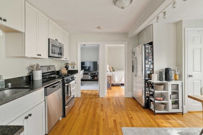 229 Hurley St, Unit 1