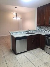 5701 Riverside Dr, Unit 303 in Coral Springs, FL - Building Photo - Building Photo