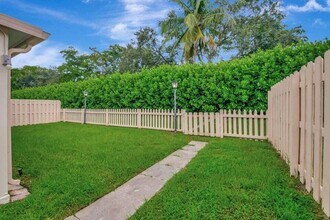 5846 Mirror Lakes Blvd in Boynton Beach, FL - Building Photo - Building Photo