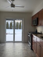 724 6th St in Carlstadt, NJ - Foto de edificio - Building Photo