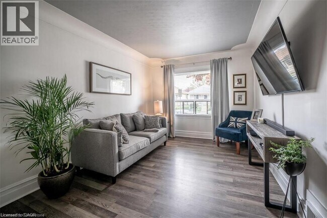 property at 154 Cameron Ave N