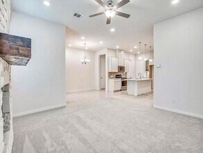 17751 Shumard Oak Dr in Dallas, TX - Building Photo - Building Photo