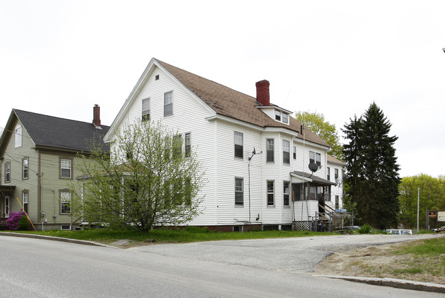 36 Court St in Bath, ME - Foto de edificio - Building Photo