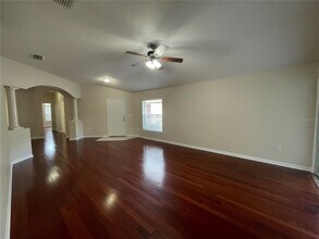 1228 Bensbrooke Dr in Wesley Chapel, FL - Building Photo - Building Photo