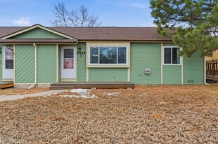 2525 Broadway St in Colorado Springs, CO - Building Photo