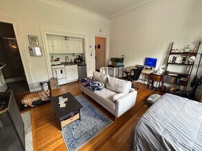 97 Charles St, Unit 3 in Boston, MA - Building Photo - Building Photo