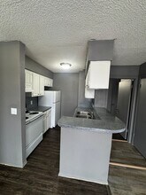 2405 E 55th Pl in Tulsa, OK - Building Photo - Building Photo