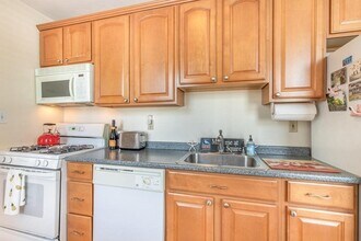 1 Twomey Ct in Boston, MA - Building Photo - Building Photo