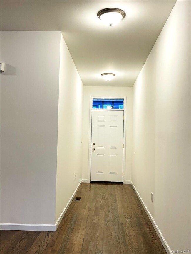 69 Magnolia Pk Rd in Middletown, NY - Building Photo - Building Photo