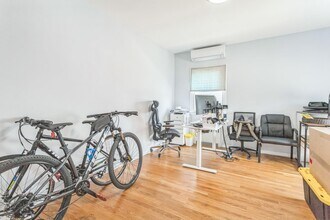 55 West Ave in Lawrence, NY - Building Photo - Building Photo