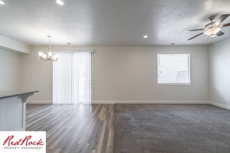 482 530 W in Hurricane, UT - Building Photo - Building Photo