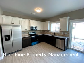 690 S Saturn Ave in Idaho Falls, ID - Building Photo - Building Photo