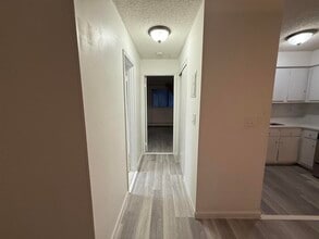 17-19 68th St, Unit 12A in Guttenberg, NJ - Building Photo - Building Photo