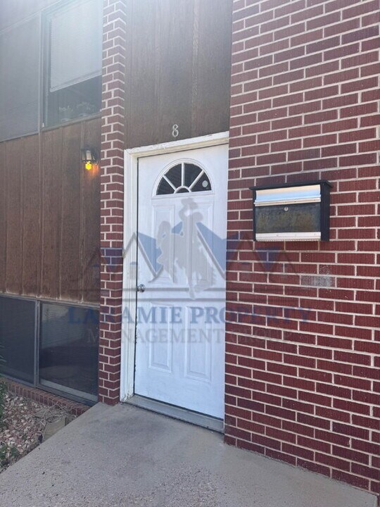 714 Downey St in Laramie, WY - Building Photo
