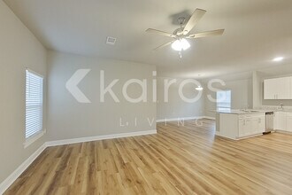 13769 Pinyon Dr in Denham Springs, LA - Foto de edificio - Building Photo