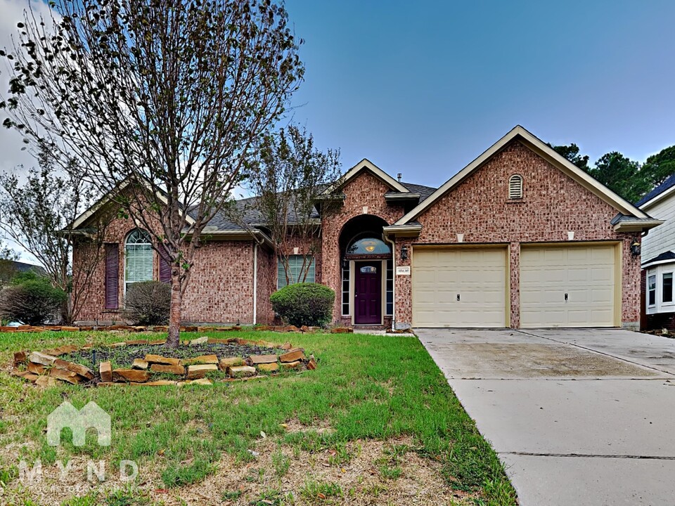 18430 Red Sails Pass in Humble, TX - Building Photo