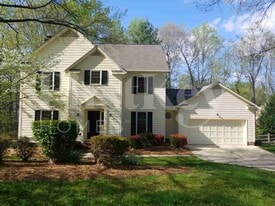 9924 Avon Farm Ln in Charlotte, NC - Building Photo