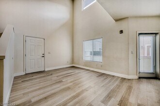 10443 Alpine Edge Ave in Las Vegas, NV - Building Photo - Building Photo