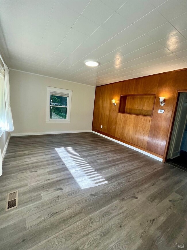 property at 922 Napa St
