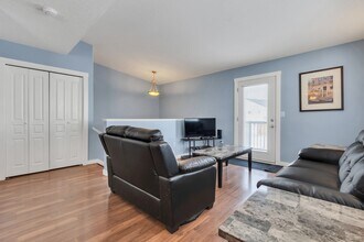 9230 93 Ave in Grande Prairie, AB - Building Photo - Building Photo