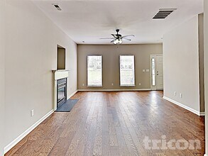 8716 Rozumny Dr in Charlotte, NC - Building Photo - Building Photo