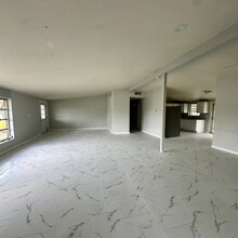 2175 Conway Blvd in Port Charlotte, FL - Building Photo - Building Photo