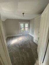 340 15th Ave NE, Unit 2nd floor in Minneapolis, MN - Foto de edificio - Building Photo