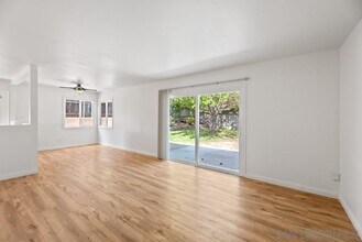 4413 Mt Castle Ave in San Diego, CA - Building Photo - Building Photo