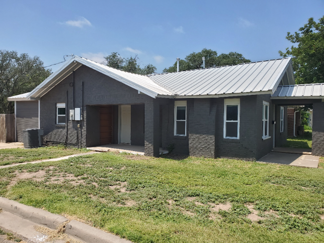 2522 6th Ave in Canyon, TX - Building Photo - Building Photo