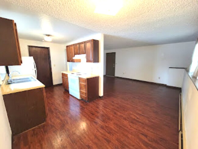 900 Montana St, Unit 3 in Belgrade, MT - Building Photo - Building Photo