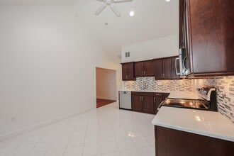 34 Caramel Dr in Danville, NH - Building Photo - Building Photo