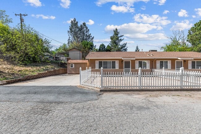 759 N Main St in Jackson, CA - Building Photo - Building Photo