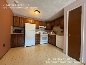 2 Karen Cir in Billerica, MA - Building Photo - Building Photo